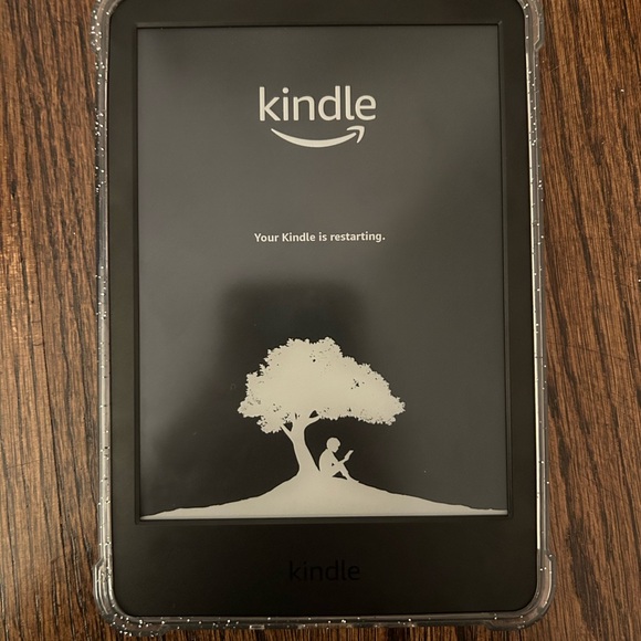 Amazon Kindle Basic 2024 - Picture 4 of 4